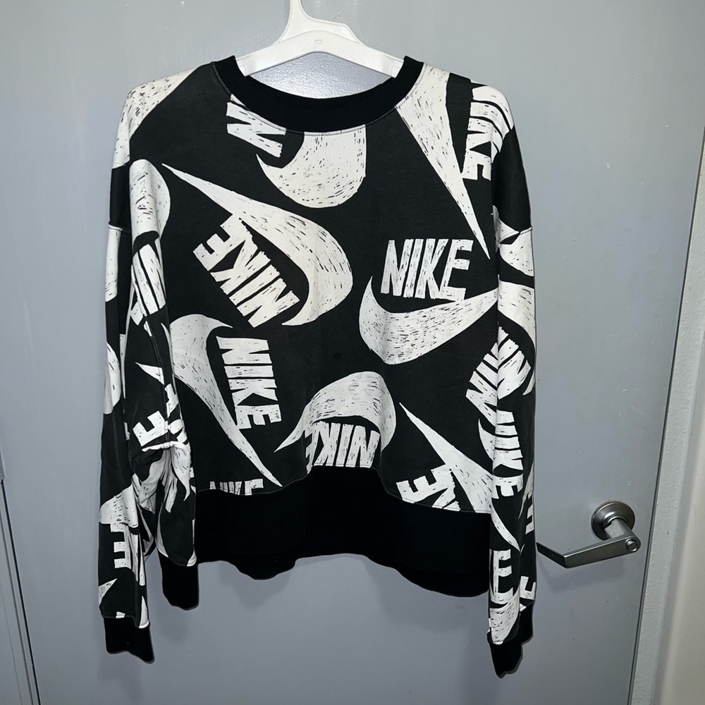 Nike sweater